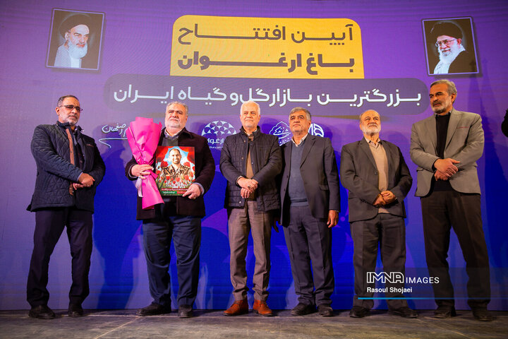 باغ ارغوان نتیجه بیش از یک دهه زحمت و پیگیری مستمر است